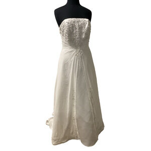 David's Bridal Wedding Dress Womens 12 Strapless Beaded Tiered Ball Gown w Train